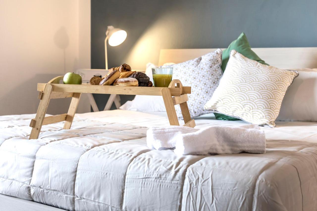 Homey Experience - Navy Sea View Apartments Ольбія Екстер'єр фото
